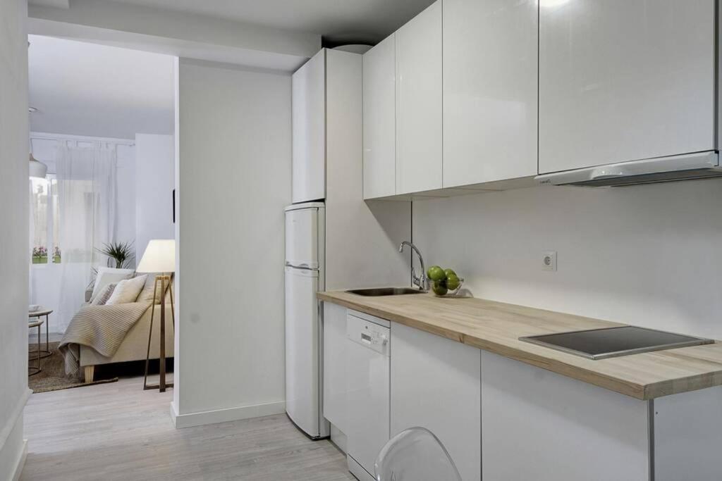 Acogedor Apartamento En El Centro De La Ciudad Granada Exterior photo